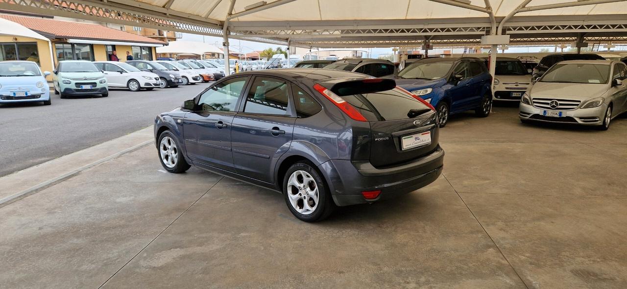Ford Focus 1.8 TDCi 115cv ** INDISTRUTTIBILE **