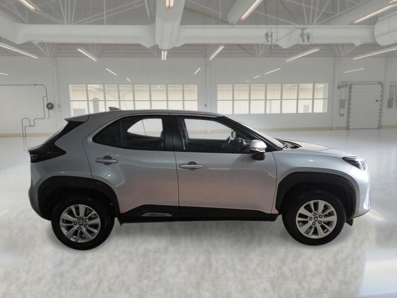 TOYOTA YARIS CROSS 1.5H 92 CV E-CVT BUSINESS SUV