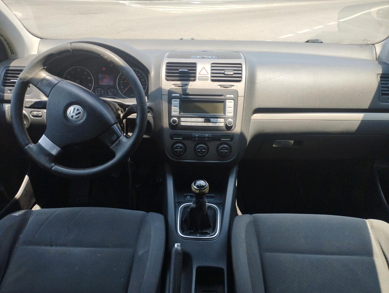 Volkswagen Golf 1.6 16V FSI 5p. Comfortline