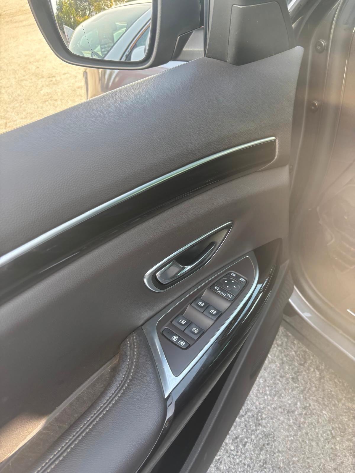 Renault Espace dCi 160CV EDC Energy Initiale Paris 4Control
