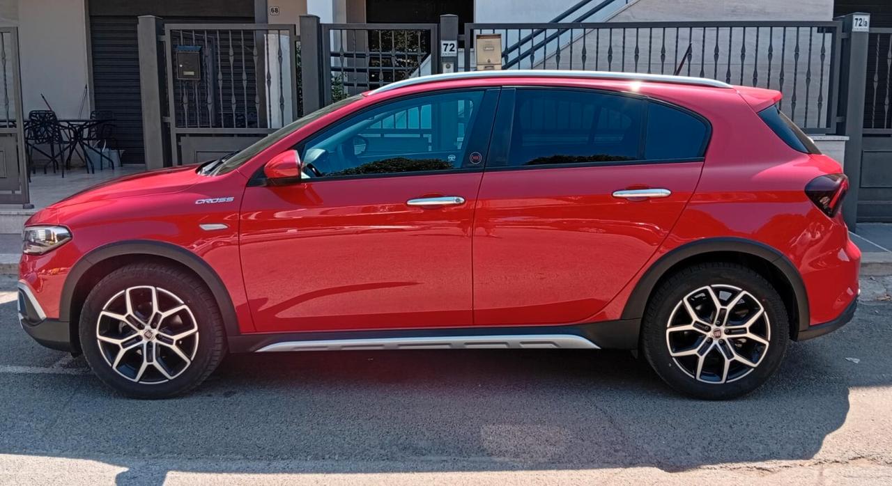 Fiat Tipo 1.5 Hybrid 5 porte Cross *PARI AL NUOVO*