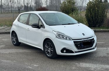 Peugeot 208 PureTech 82 5 porte Allure 2017