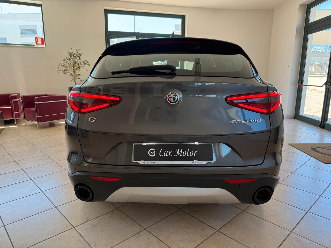 Stelvio 2.2 Turbodiesel 190 CV AT8 Q4 Business
