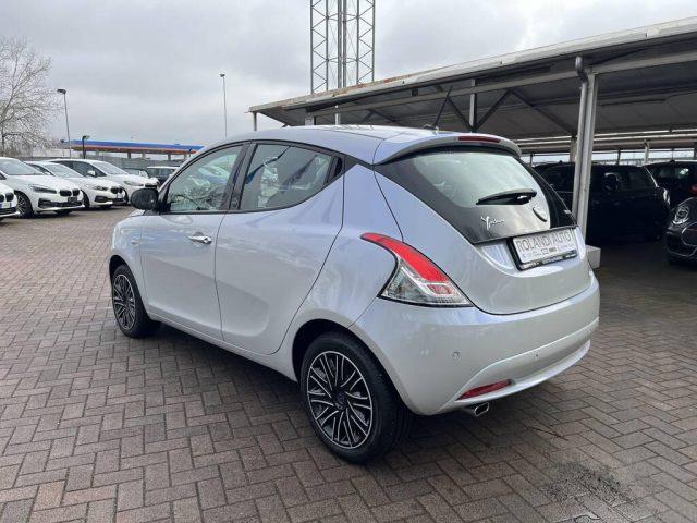 LANCIA Ypsilon 1.0 hybrid Gold s&s 70cv