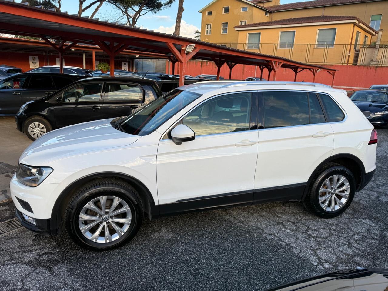 Tiguan 2.0 TDI-4x4-UNIPRO/TAGLIANDI CERTIFICATI