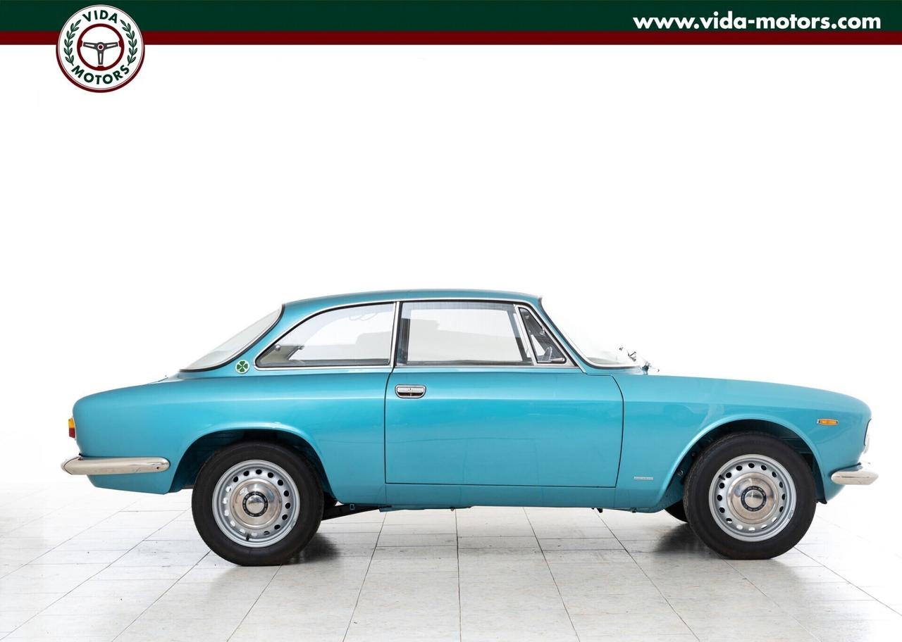 Alfa Romeo Giulia Sprint GT Veloce 1.6 * RESTAURO
