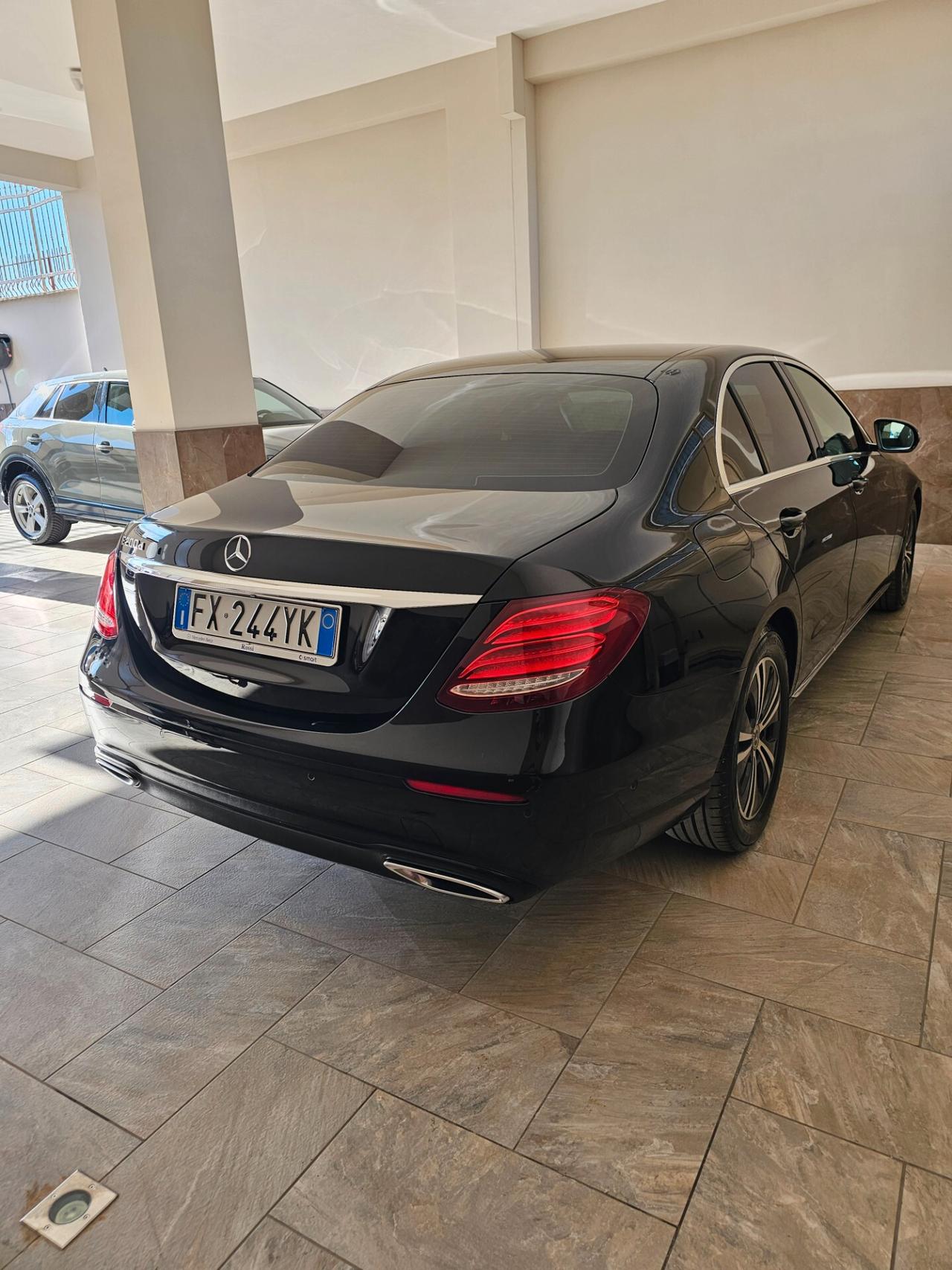 Mercedes-benz E 200 d Auto Premium Plus