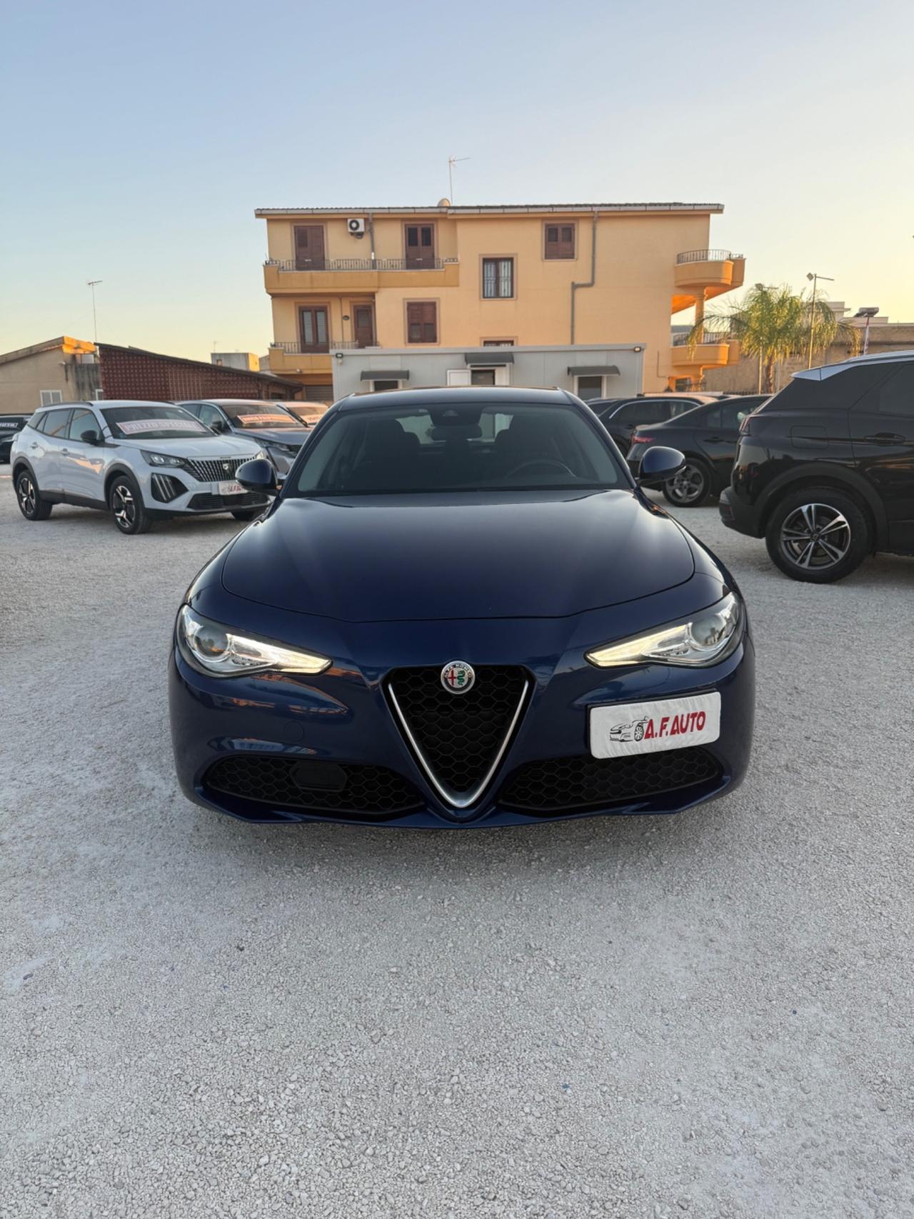 Alfa Romeo Giulia 2.2 Turbodiesel 136 CV AT8