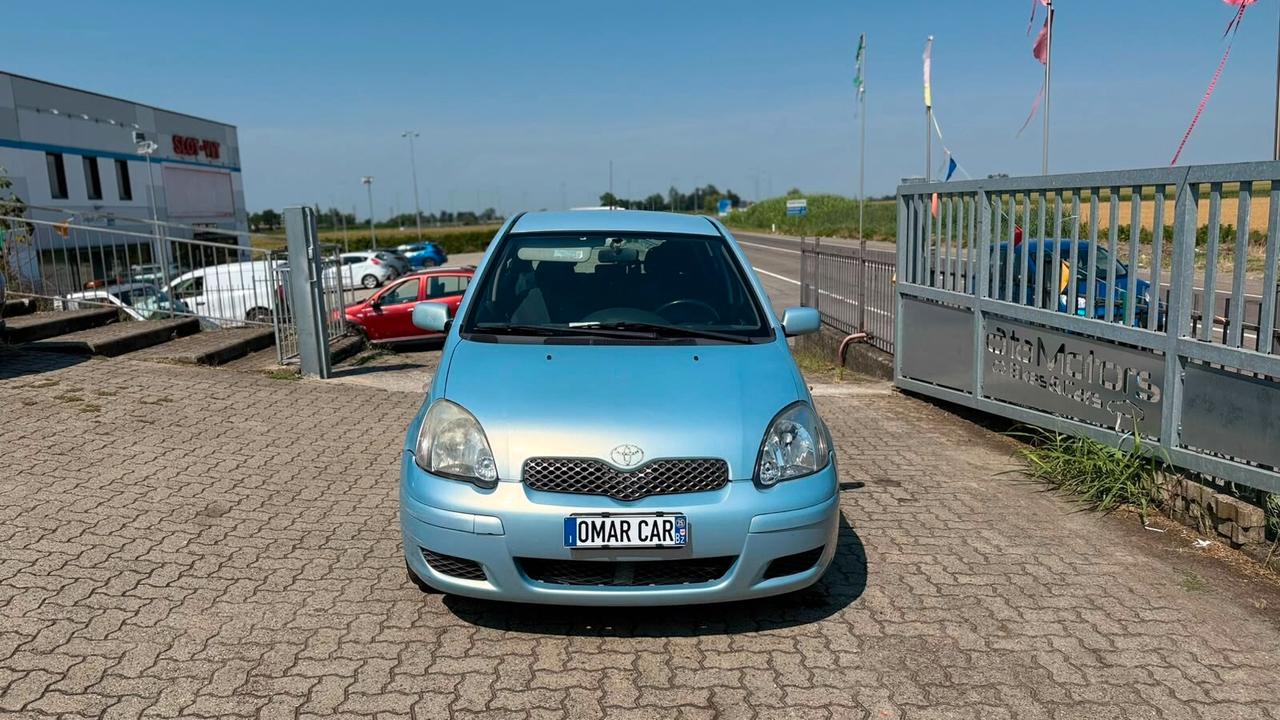 Toyota Yaris 1.0 BENZINA 2004 NEOP