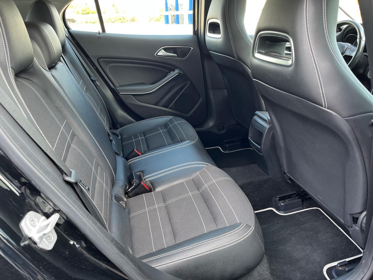 Mercedes-benz GLA 180 d Sport