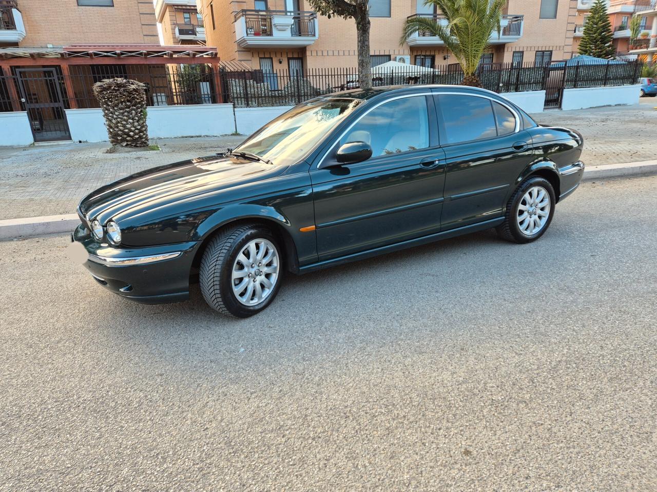 Jaguar xtipe 2.5 v6 196cv 4×4 benzina anno 02 benzina