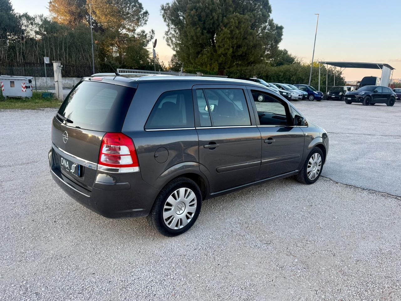 Opel Zafira ECOm 7posti 1.6 turbo benzina metano
