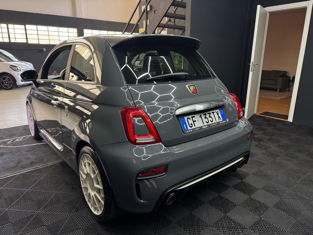 Fiat 500 Abarth 595 (2021) – 145 CV di Pura Adrenalina