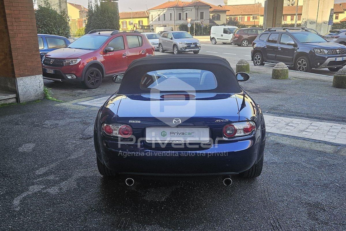MAZDA MX-5 Roadster Coupé 2.0L Fire