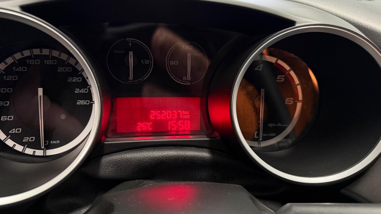 Alfa Romeo Giulietta 1.6 mjt 105cv progression 2014