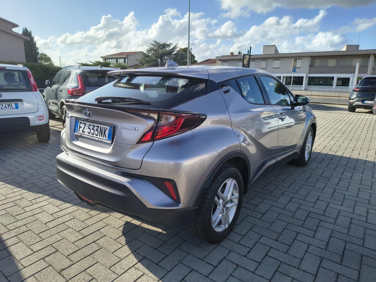Toyota C-HR 1.8 Hybrid E *PREZZO SENZA VINCOLI*