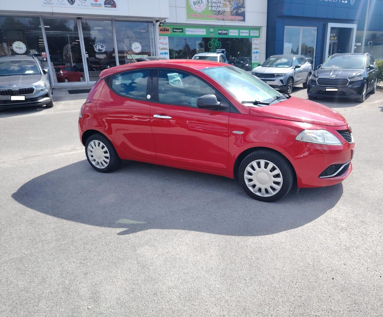 Lancia Ypsilon 1.2 69 CV GPL Ecochic Gold NEO PATENTATI !