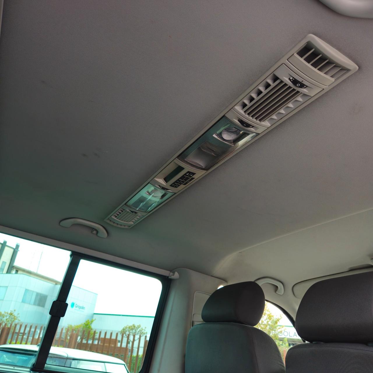 Volkswagen Multivan CARAVELLE 2.0 TDI 140CV Comfortline 9 POSTI