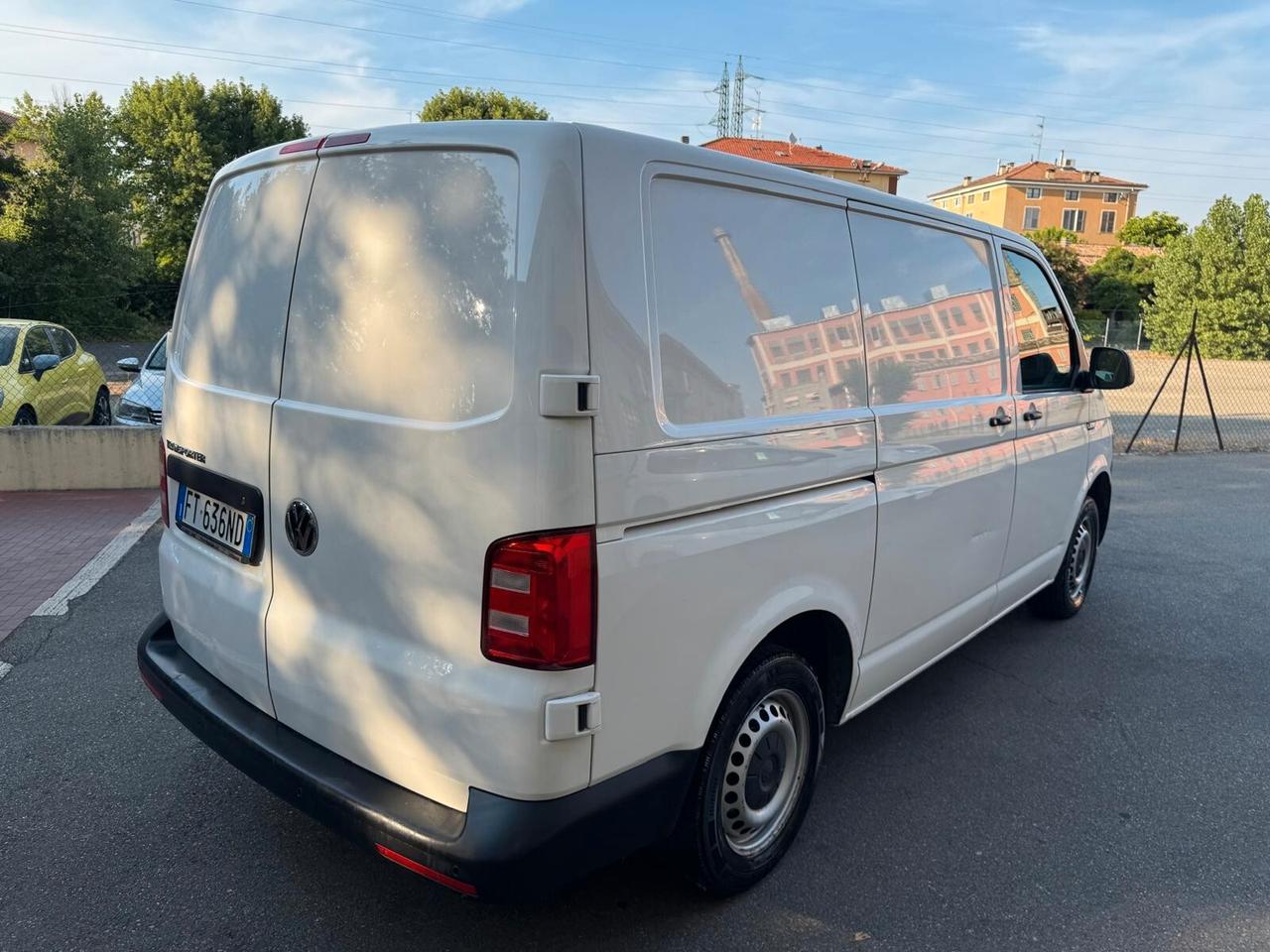 Volkswagen Transporter 2019 2.0 TDI (DIESEL) PC Furgone