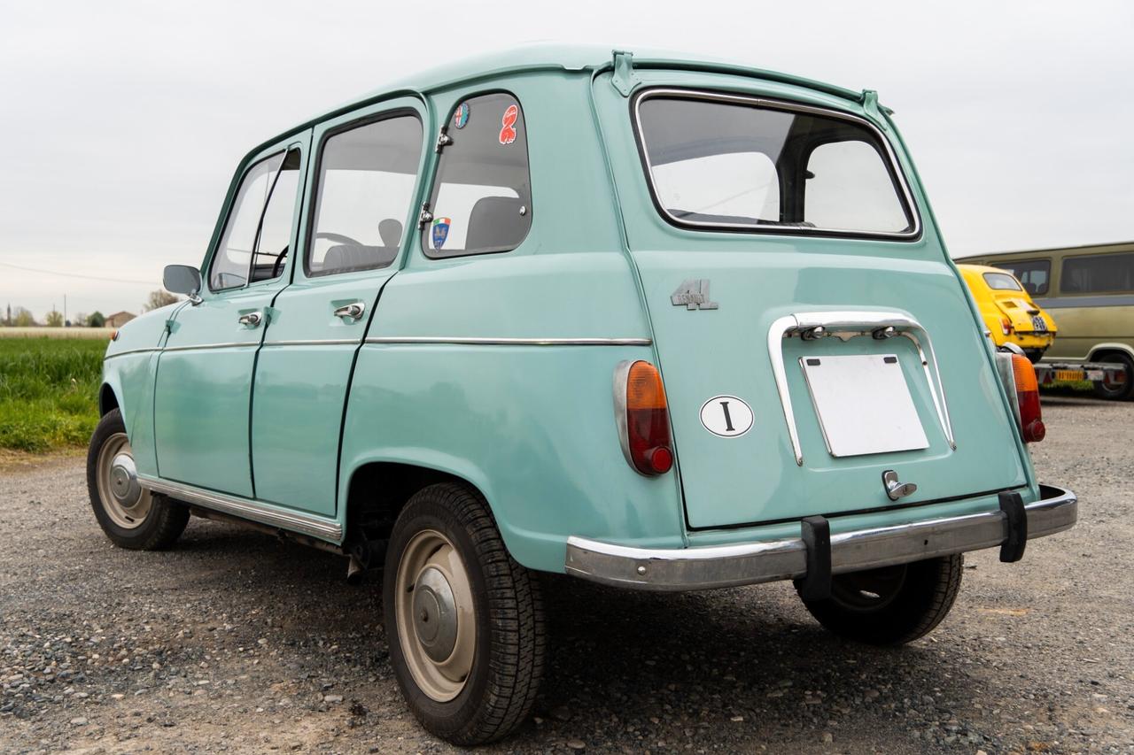 Renault R4L - RARA PRODUZIONE ALFA ROMEO - TARGA NERA ORIGINALE