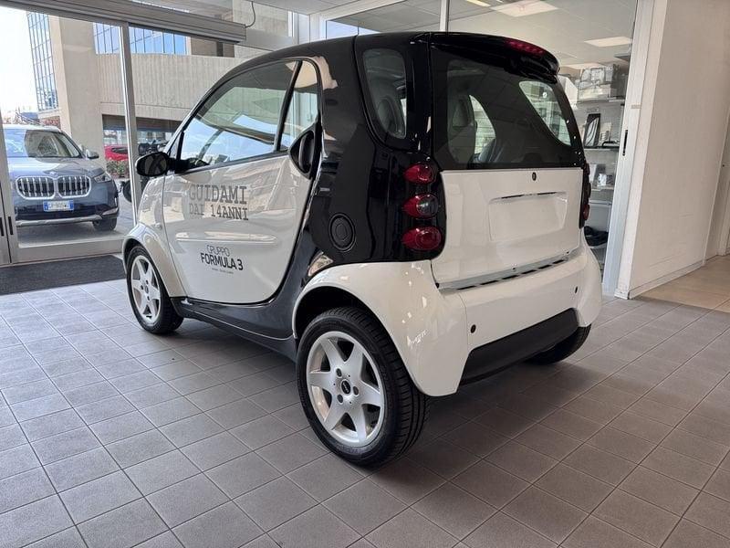 smart fortwo EQ