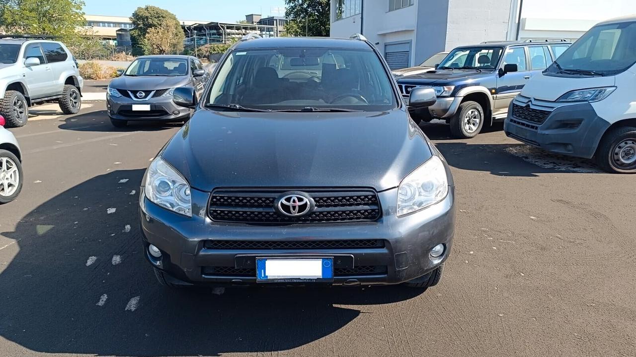 Toyota RAV 4 RAV4 2.2 D-4D 136 CV