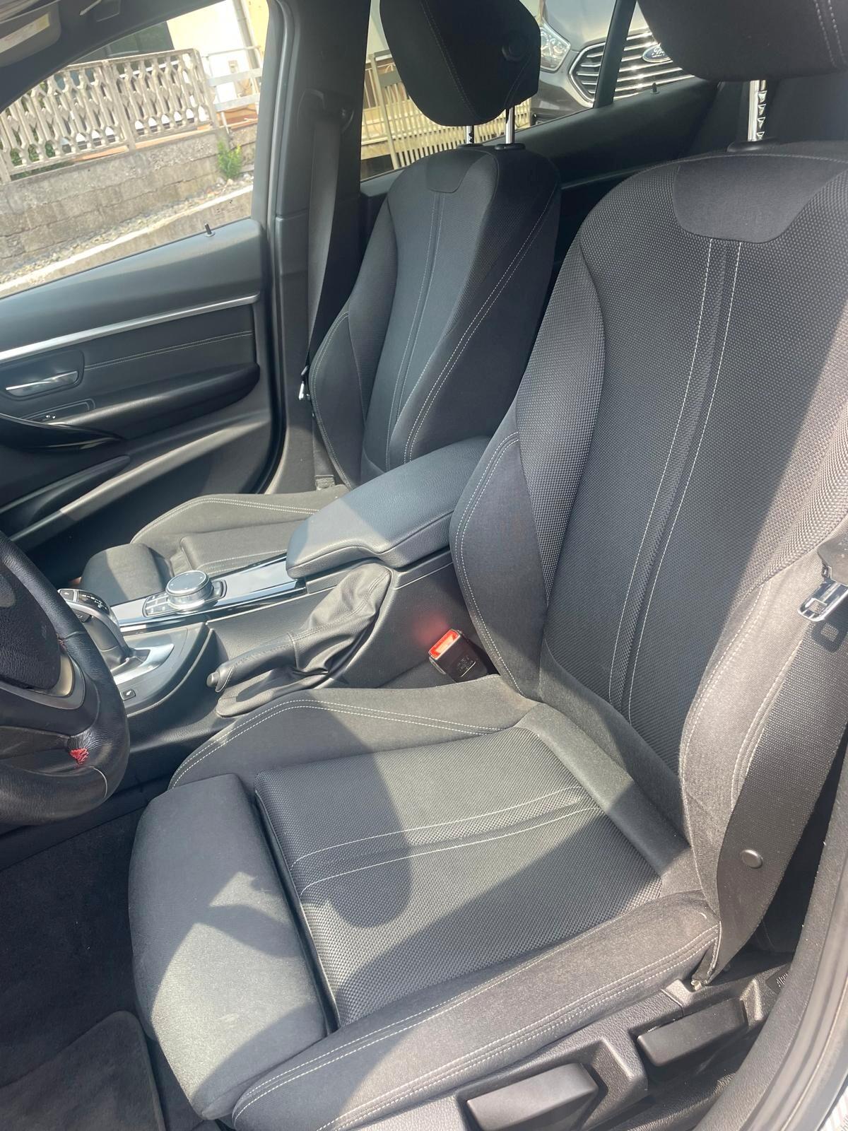 BMW 320d xDrive Sport Automatico trazione integrale