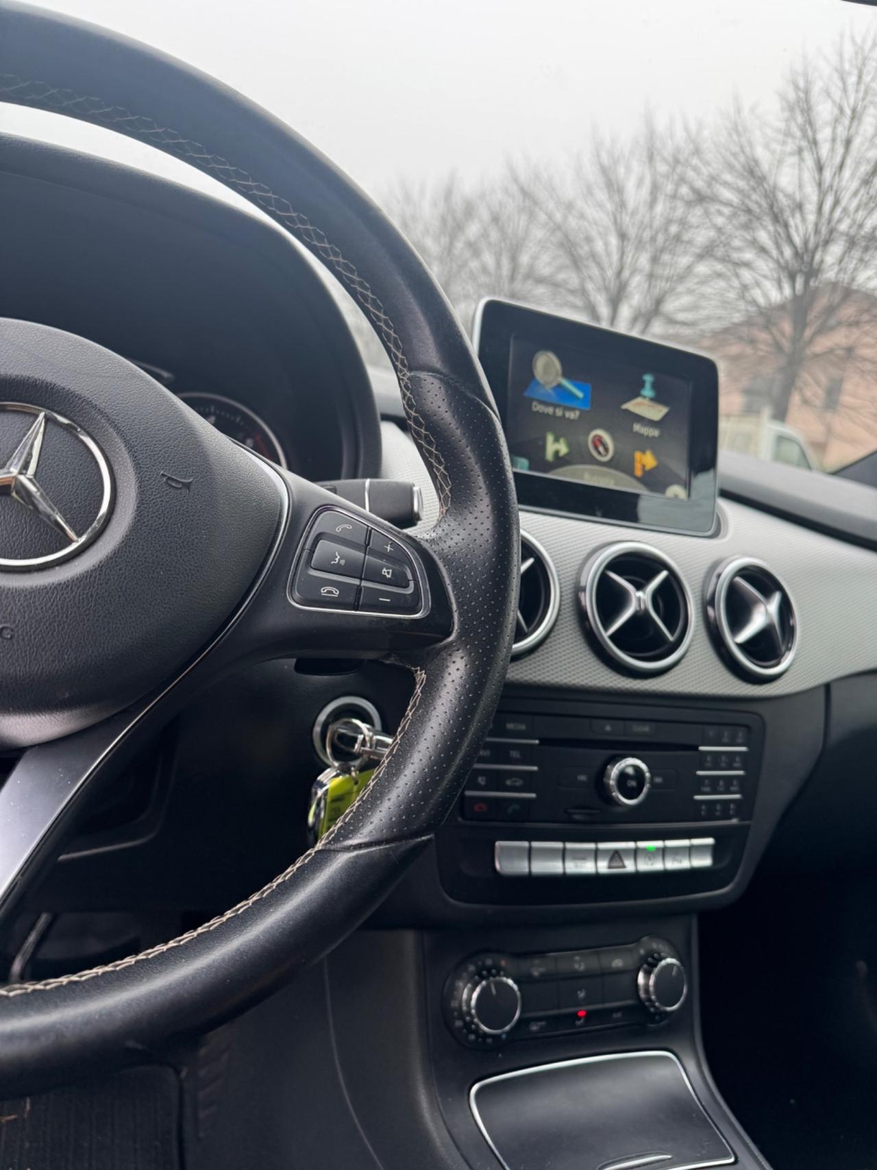 Mercedes-benz B 220 d Automatic Neopatentati