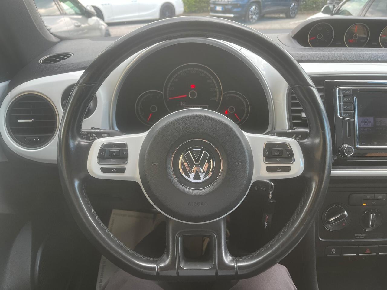 Volkswagen Maggiolino Cabrio 2.0 TDI Design BlueMotion Technology