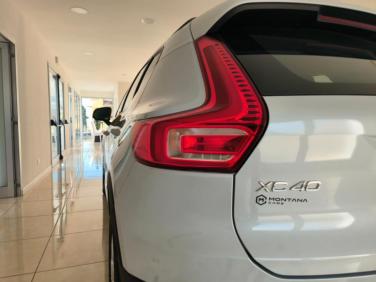 Volvo XC40 T3 Momentum Core