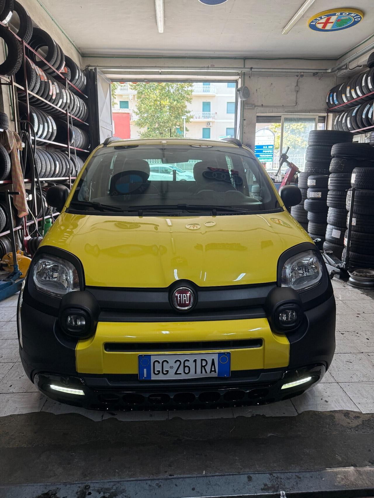 Fiat Panda 1.2 CROSS GPL DI SERiE