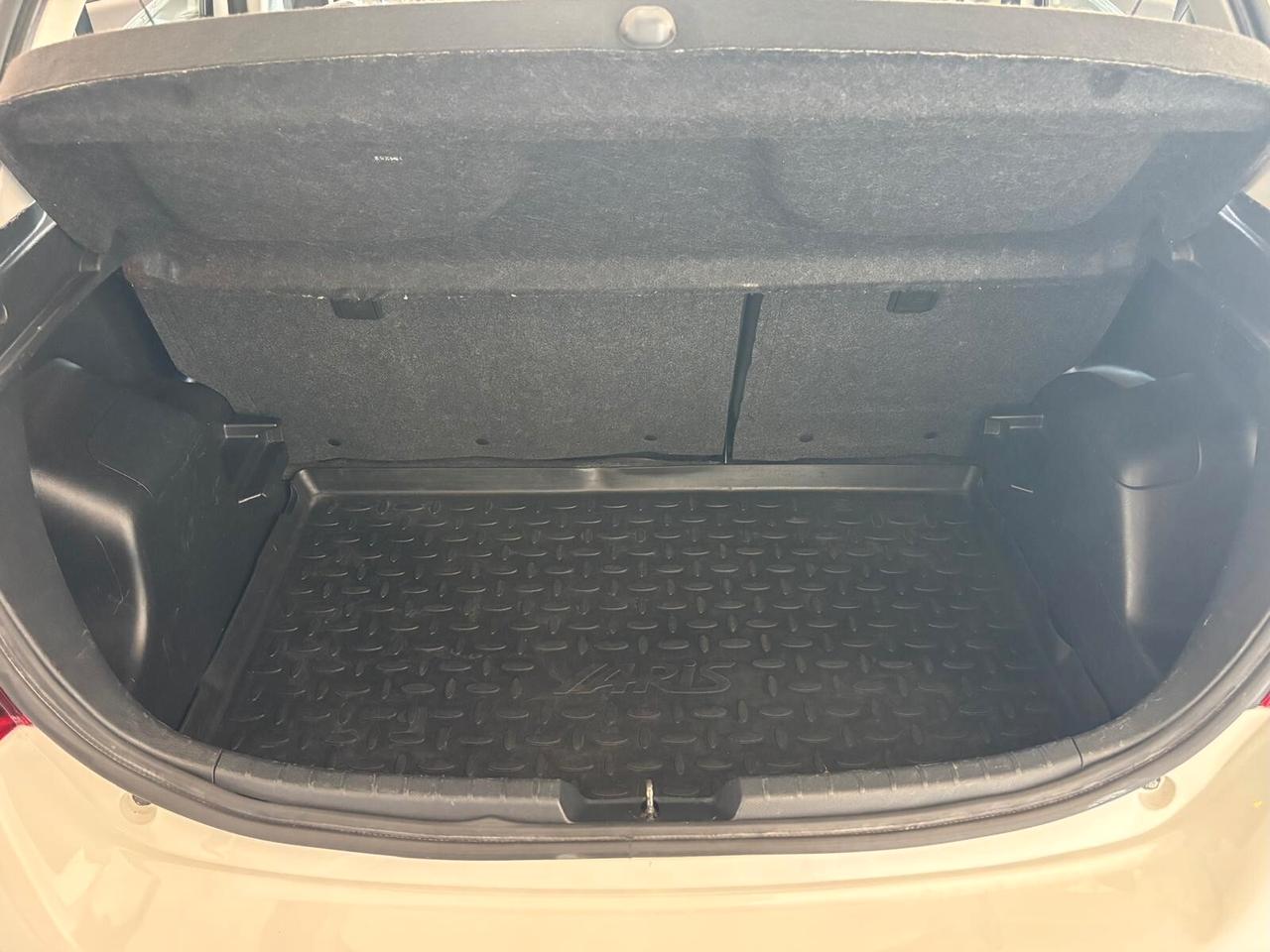 Toyota Yaris 1.5 ANNO 2016 73 CV CAMBIO AUTOMATICO OK NEOPATENTATI