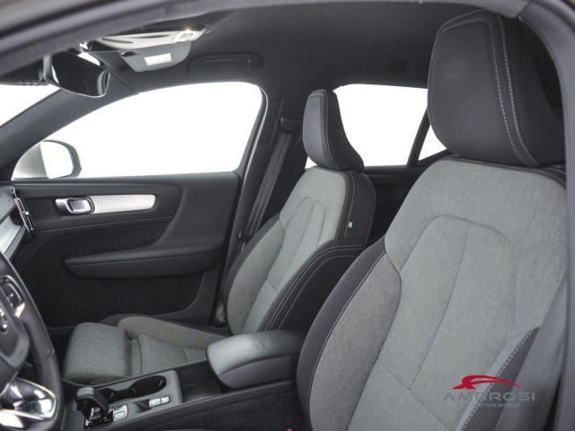 VOLVO XC40 T5 Recharge Plug-in Hybrid Plus Bright auto