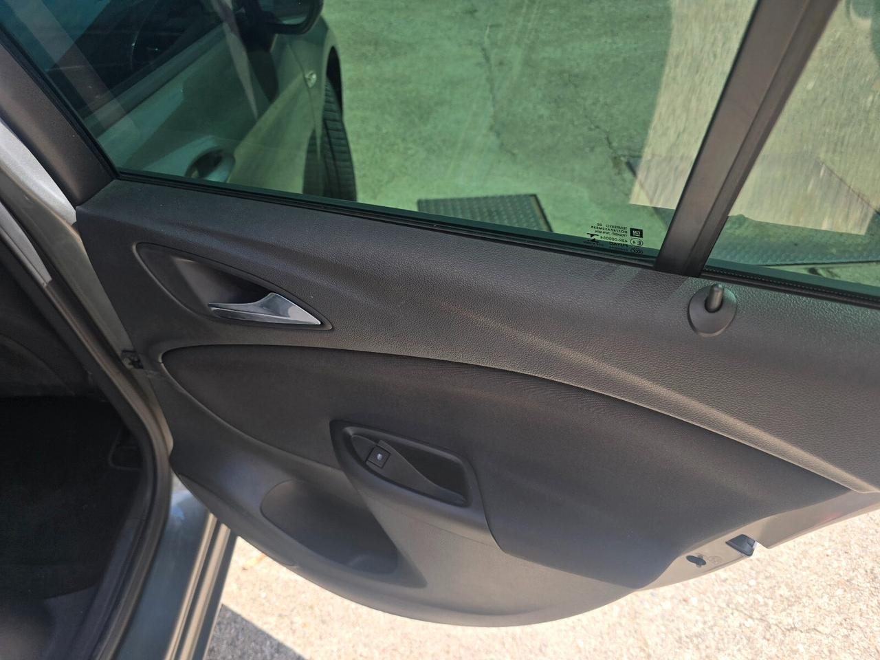Opel Astra 1.6 CDTi 136CV aut. Sports Tourer Dynamic