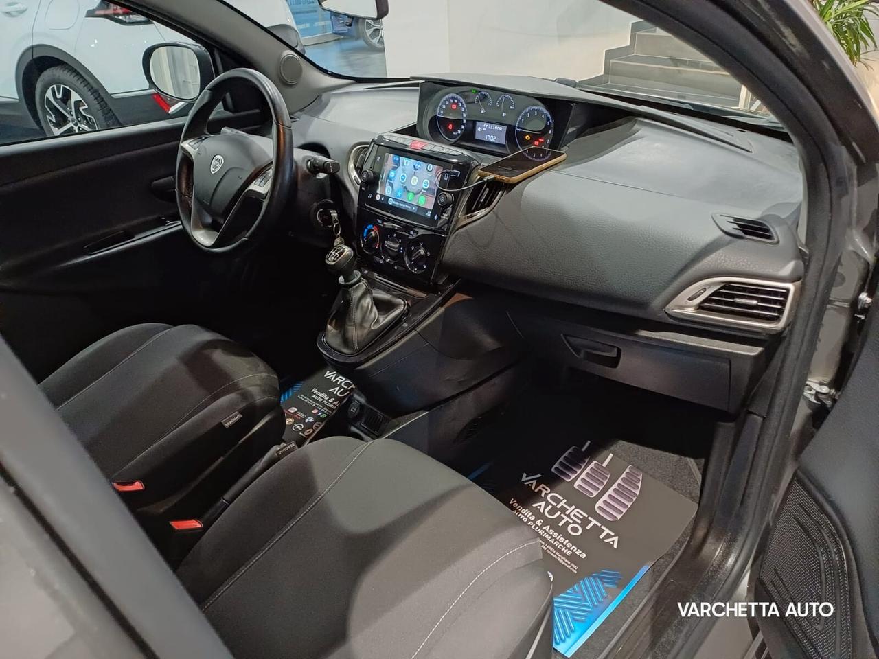 Lancia Ypsilon 1.0 FireFly 5 porte S&S Hybrid Gold Plus