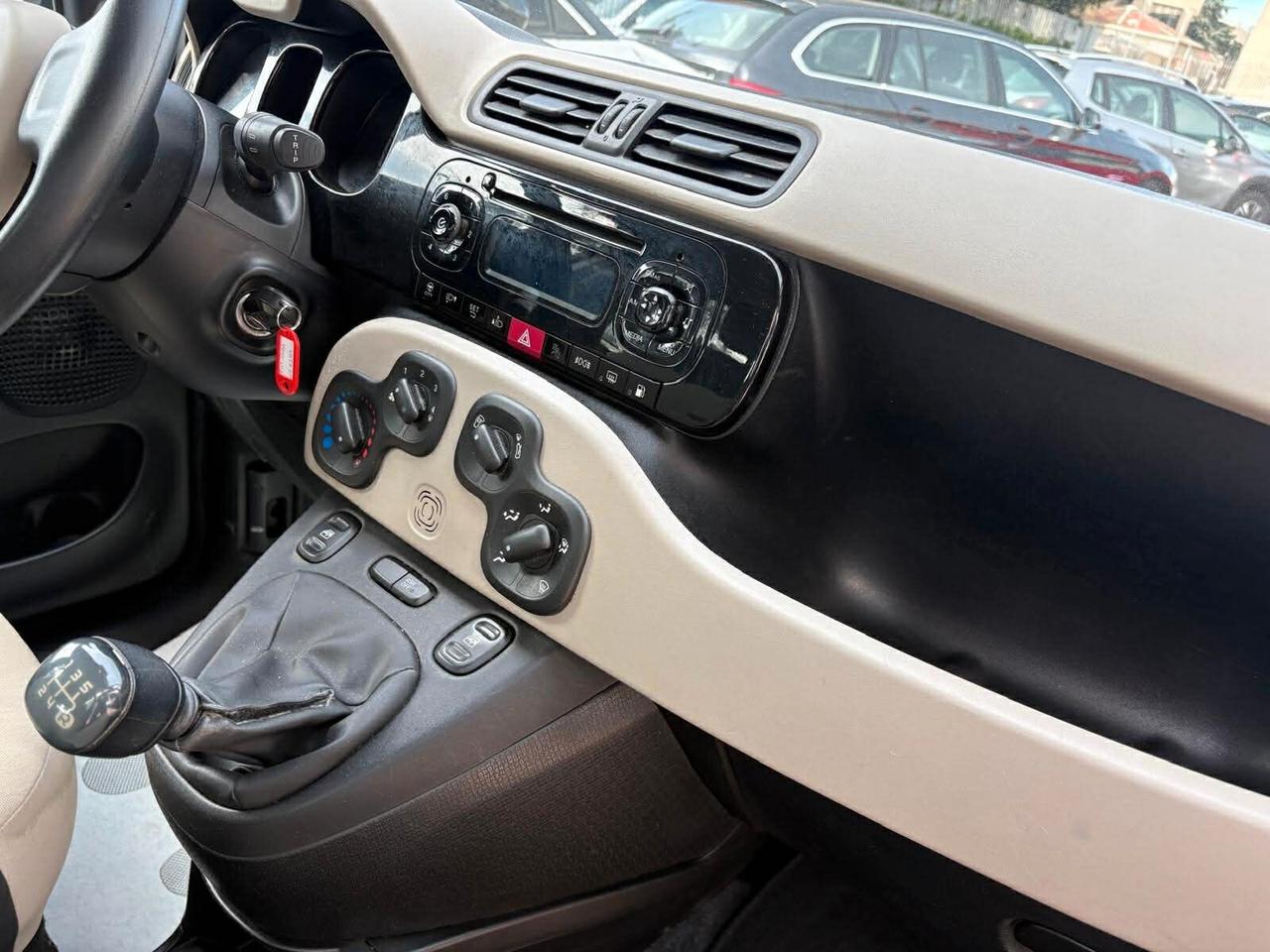 Fiat Panda 0.9 TwinAir Turbo Natural Power Lounge