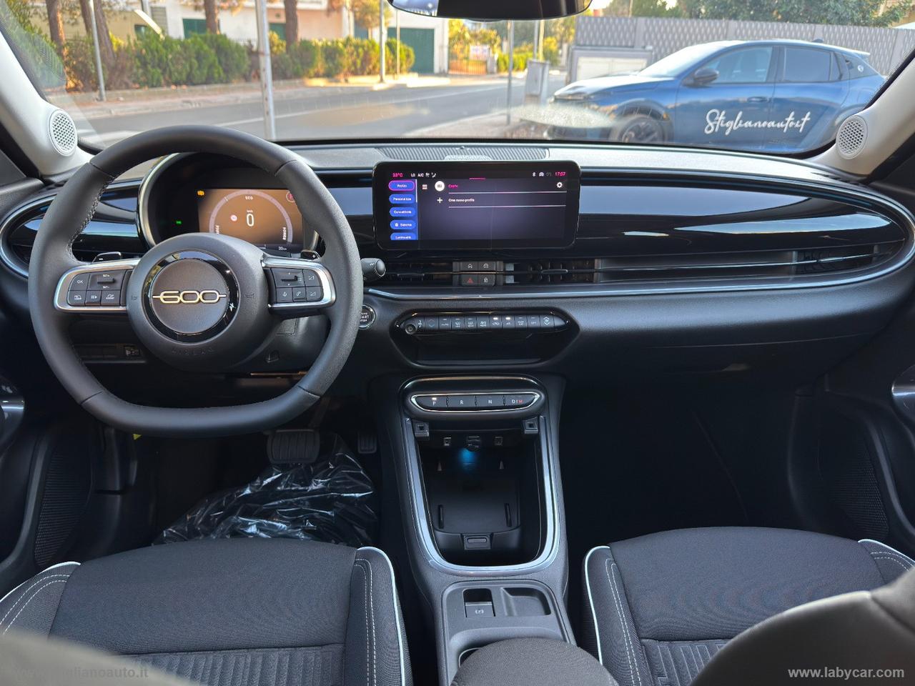FIAT 600 Hybrid 110 CV DCT MHEV Icon KM0