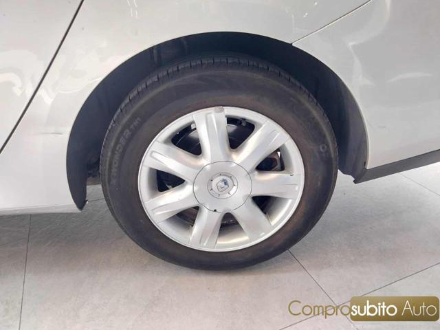 RENAULT Laguna 2.0 dCi 150CV SporTour Nav