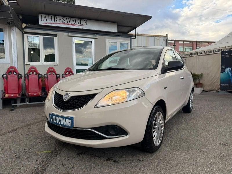 Lancia Ypsilon 1.2 69cv Silver