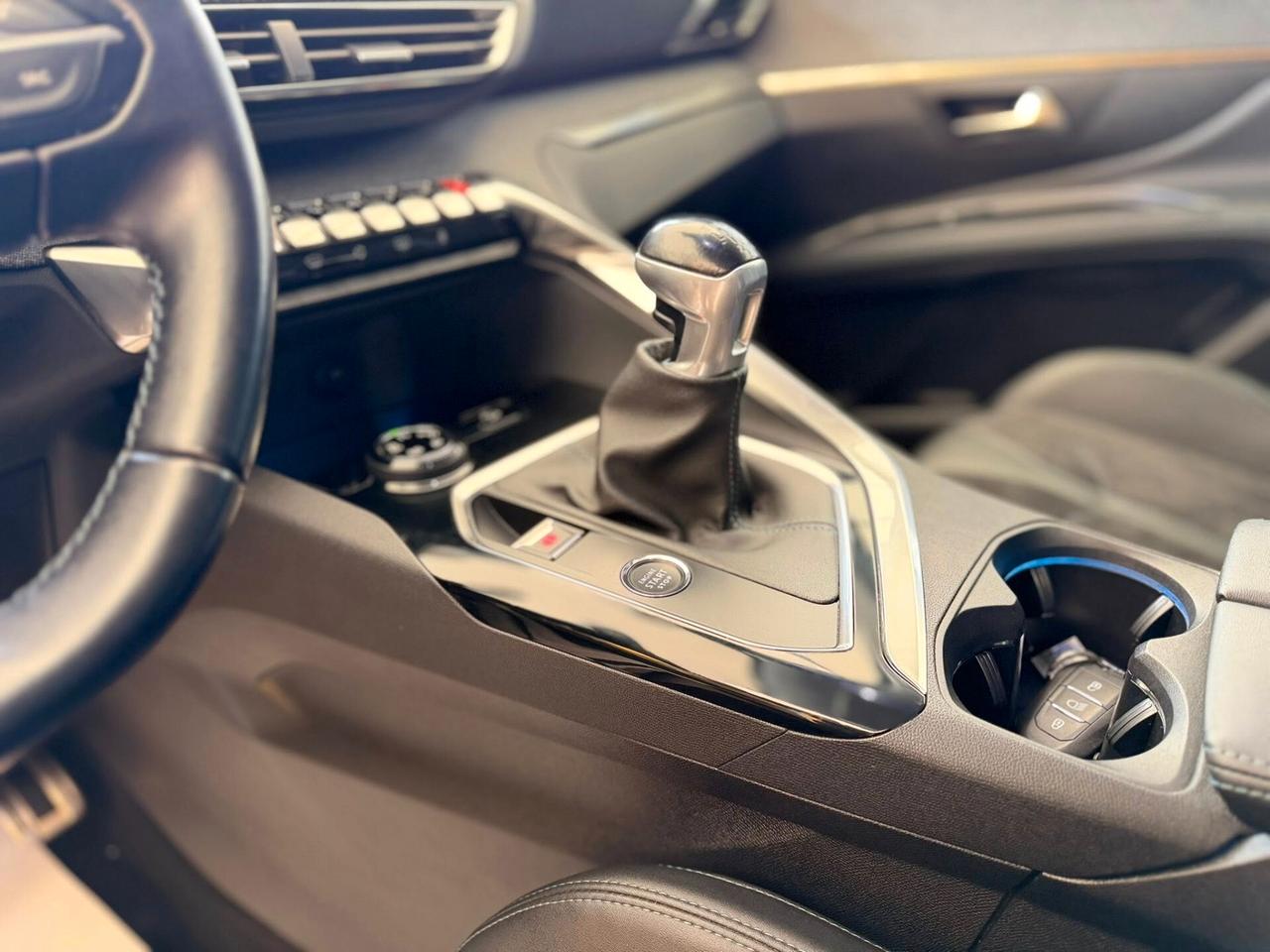 Peugeot 5008 BlueHDi 130 S&S Crossway 7POSTI