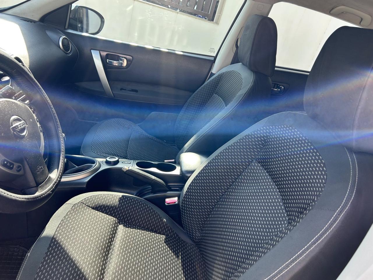Nissan Qashqai 2.0 dCi DPF 4WD Tekna