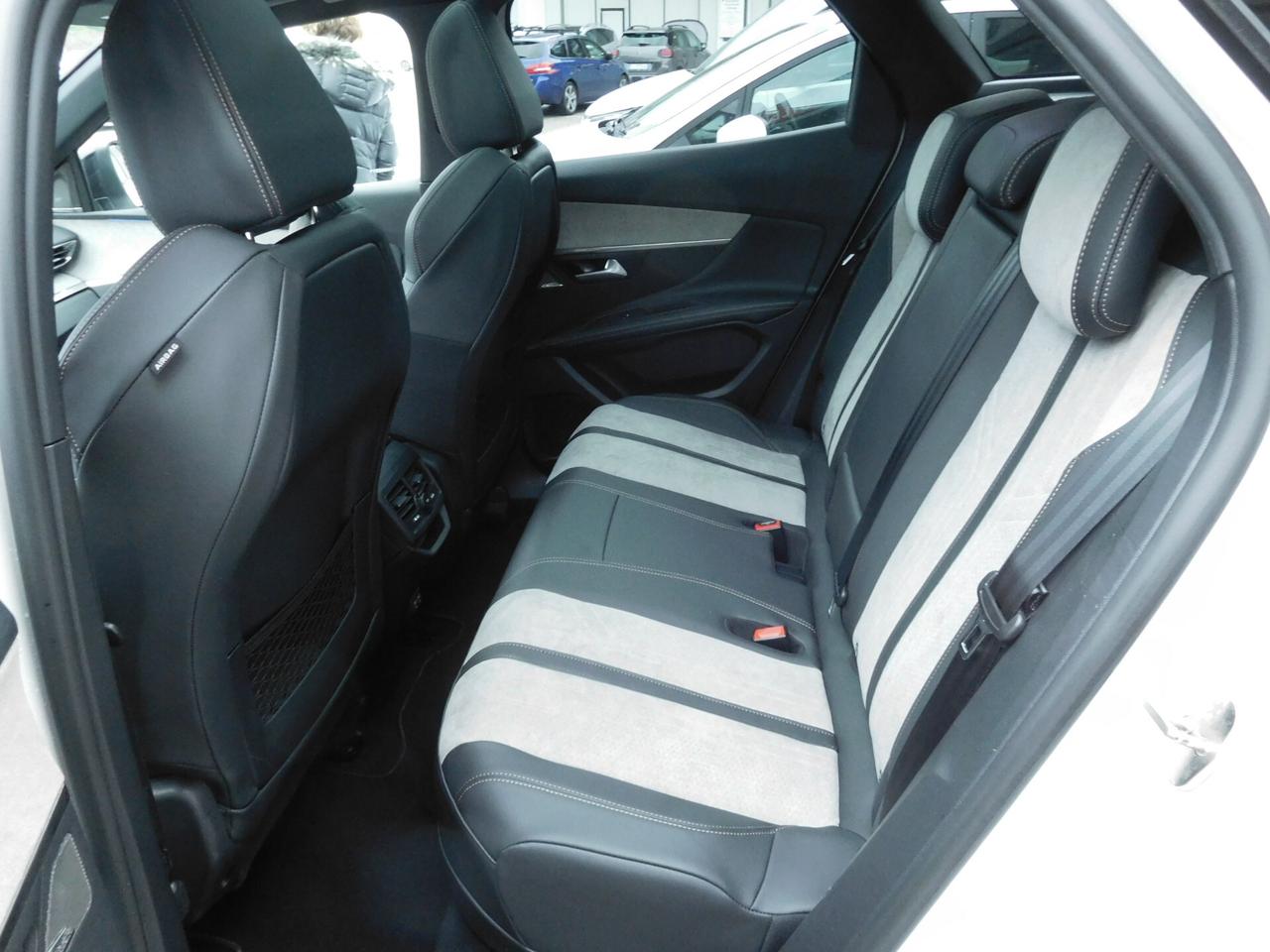 Peugeot 3008 Hybrid4 300 e-EAT8 GT Pack 4X4