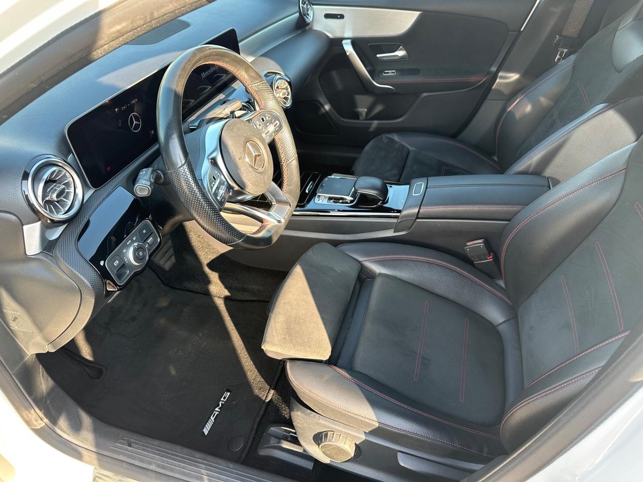 Mercedes-benz A 180 d Amg premium da vetrina