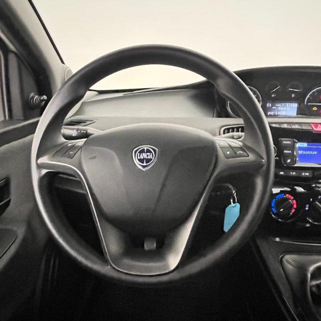 LANCIA Ypsilon 1.0 FireFly 5 porte S&S Hybrid Ecochic Silver