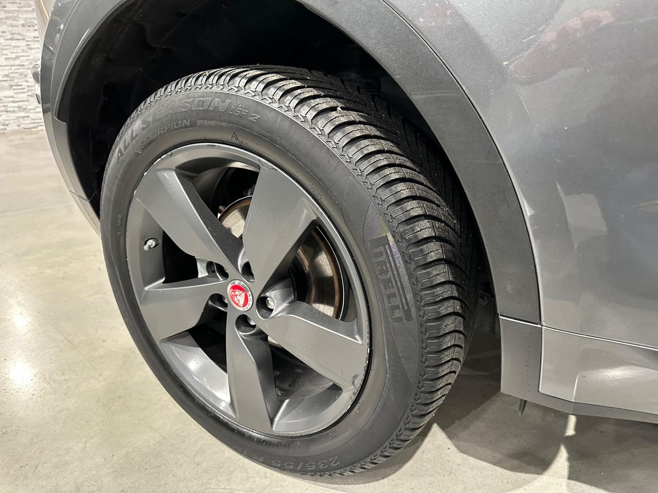 Jaguar E-Pace 2.0D 150 CV AWD R-Dynamic