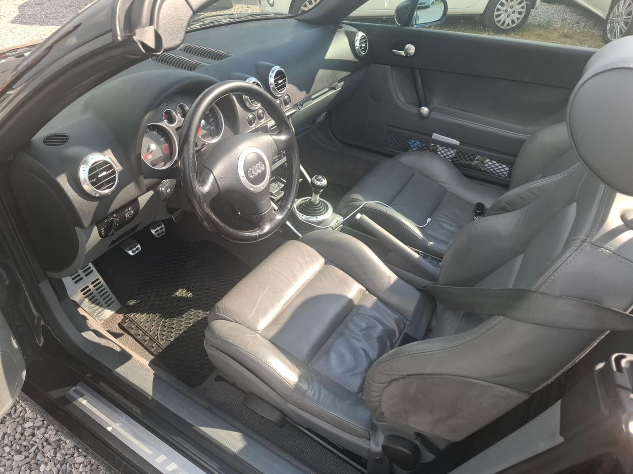 Audi TT Roadster 1.8 T 20V 179 CV cat