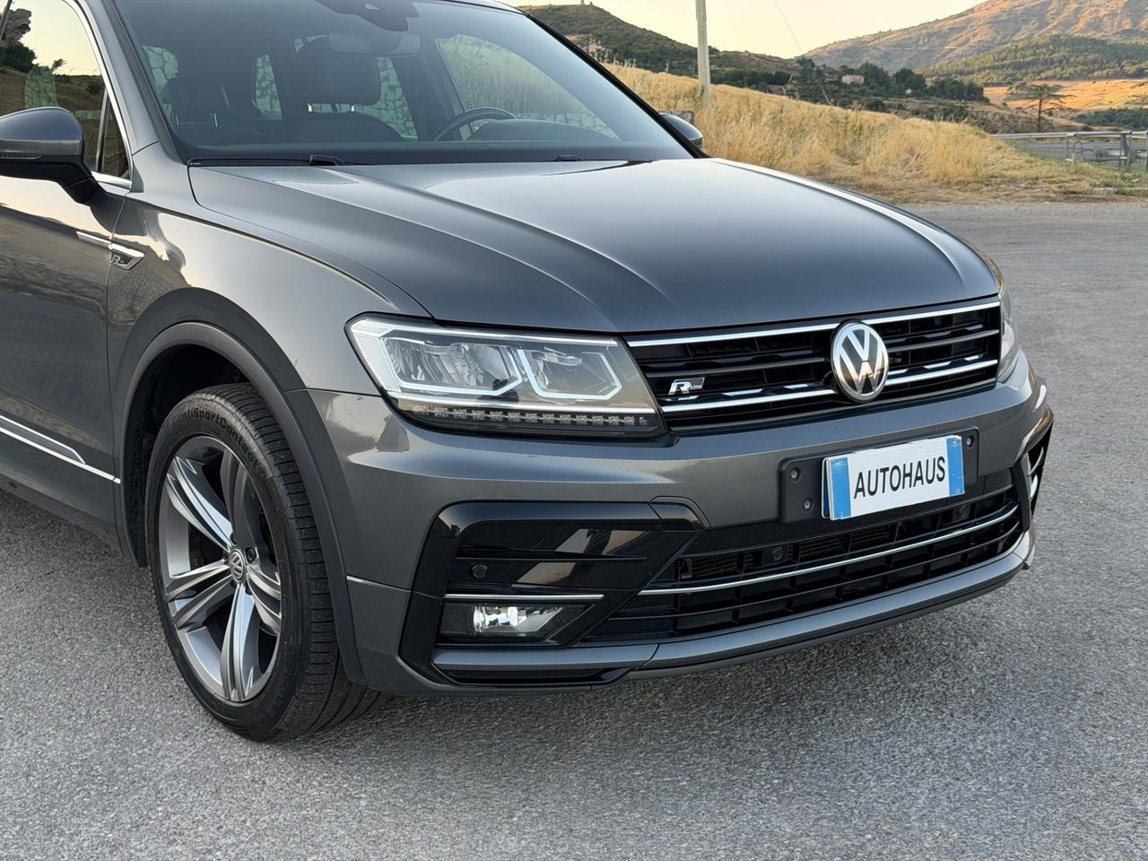 Volkswagen Tiguan 2.0 TDI 150cv DSG 4MOTION R-Line