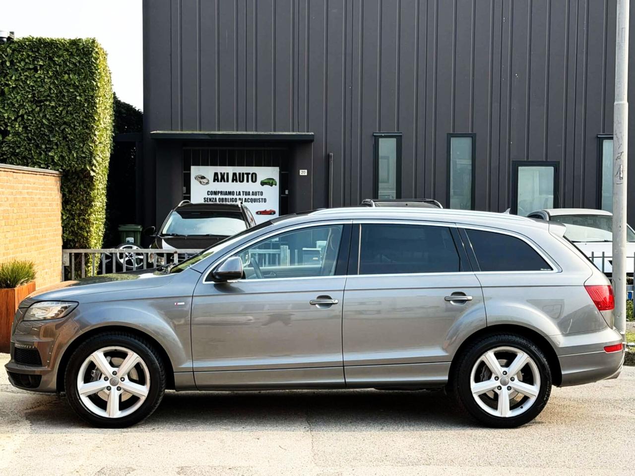 Audi Q7 3.0TDi 4x4 245cv-S-line-Tetto,Navi,Pele,Led-FUL