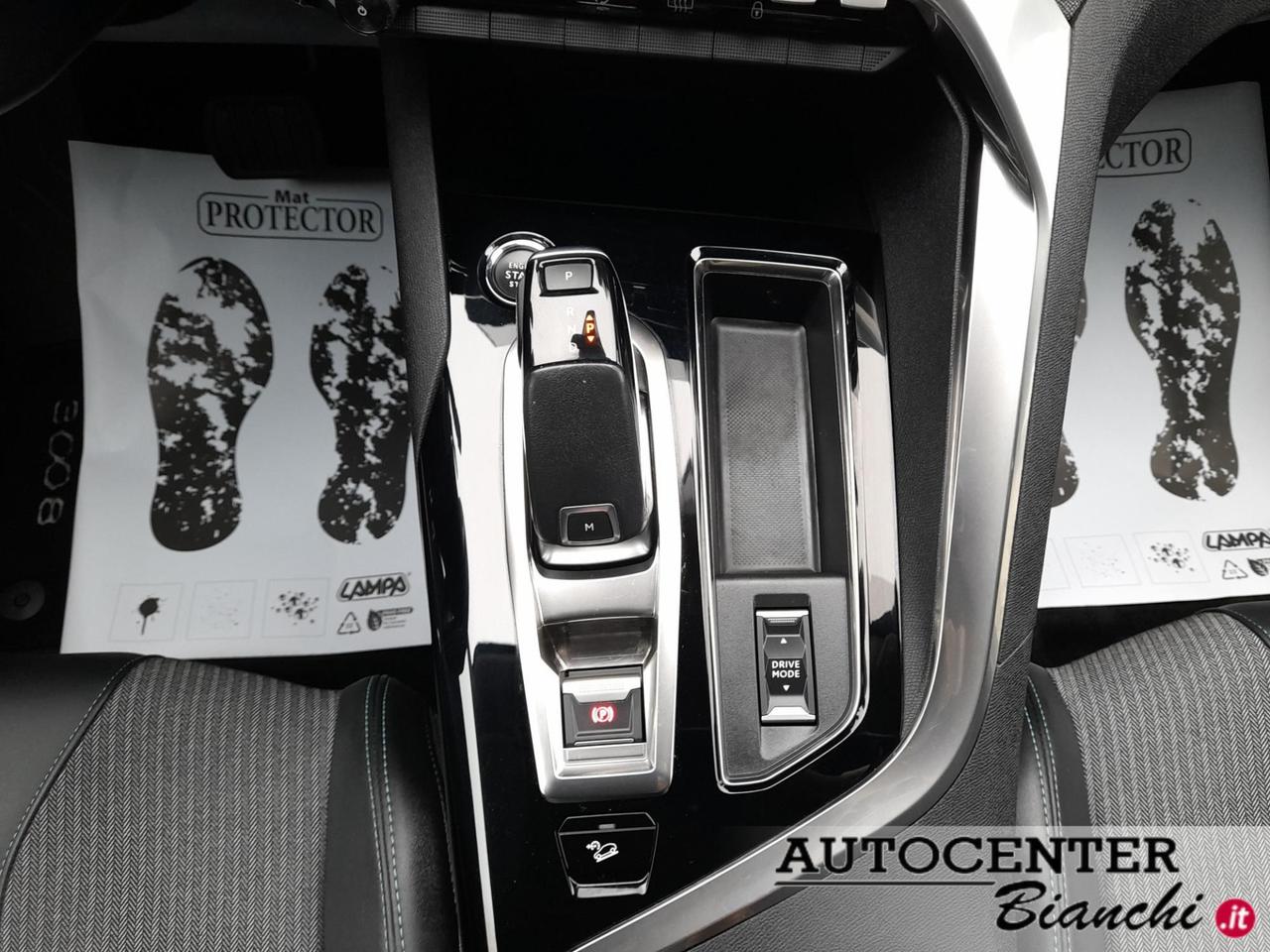 Peugeot 3008 3008 1.2 puretech t Allure s&s 130cv eat8