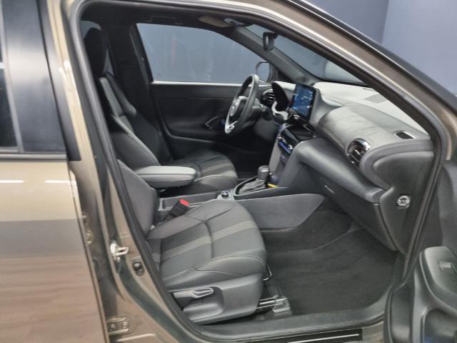 TOYOTA Yaris Cross 1.5 Hybrid 5p. E-CVT AWD-i Adventure